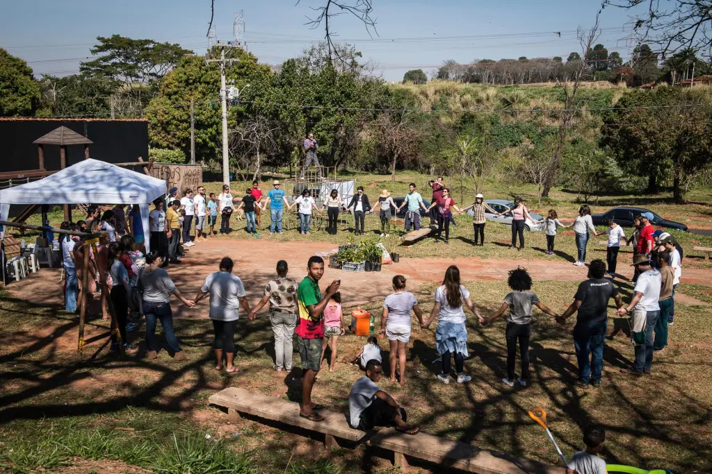 Fruto Urbano - Construa um Pomar Urbano em sua cidade com o Fruto Urbano3