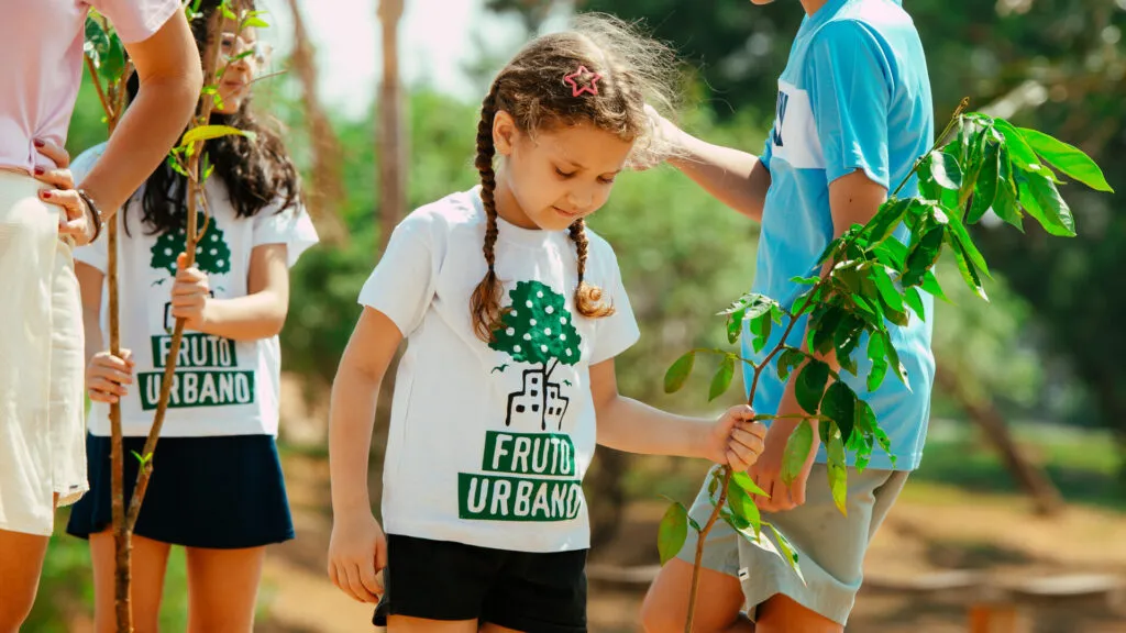 Fruto Urbano - Praça dos Flamboyant (1)