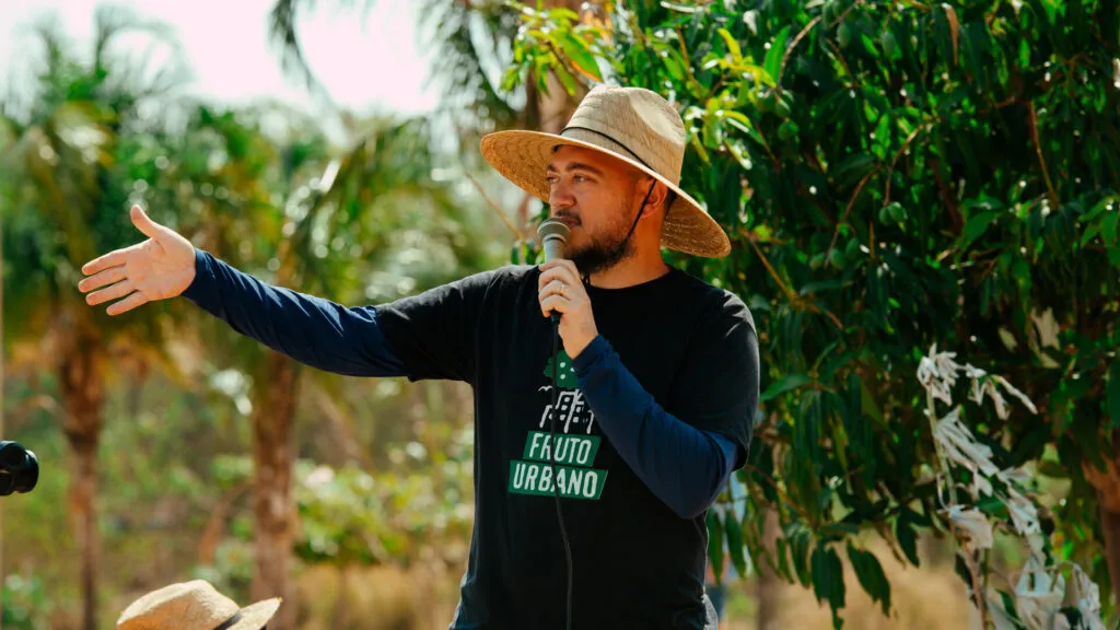 Fruto Urbano - Praça dos Flamboyant (2)