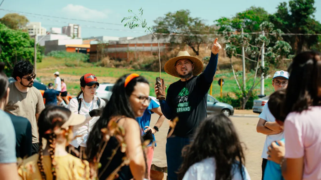 Fruto Urbano - Praça dos Flamboyant (21)