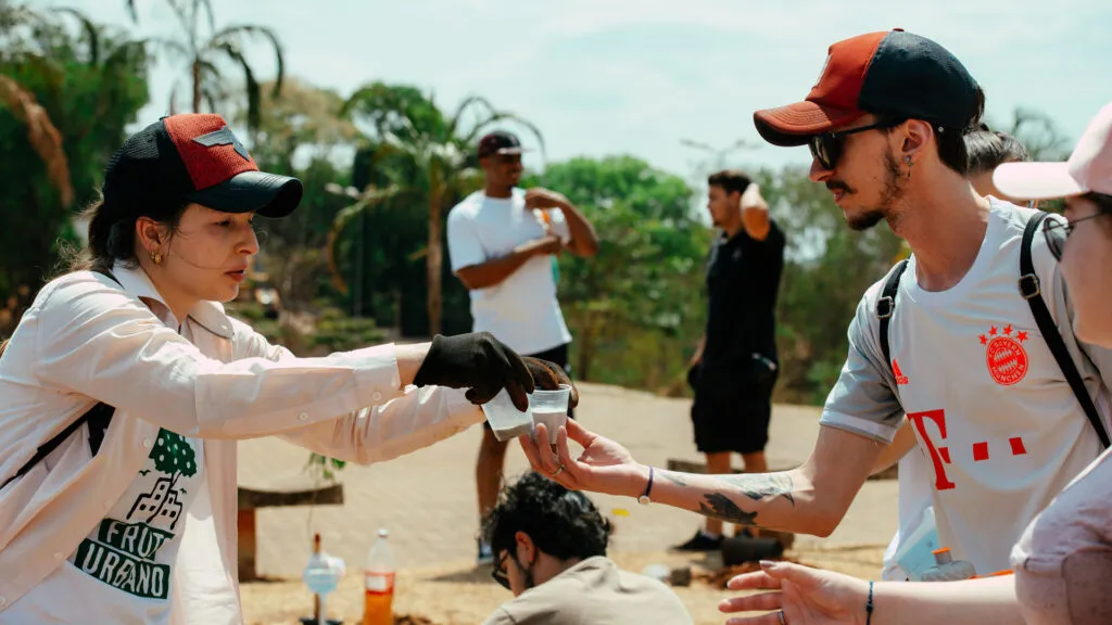 Fruto Urbano - Praça dos Flamboyant (27)